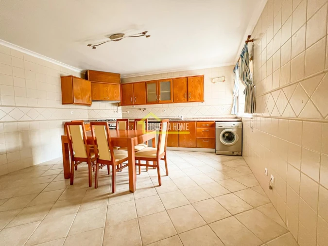 Moradia T4 para Venda em Abrunheira, Verride e Vila Nova da Barca Foto 17