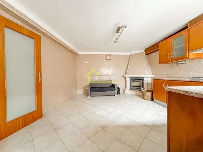 Moradia T4 para Venda em Abrunheira, Verride e Vila Nova da Barca Foto 22