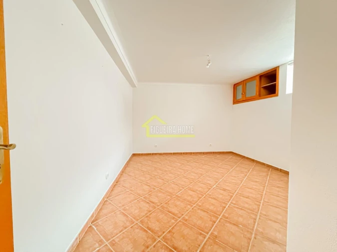 Moradia T4 para Venda em Abrunheira, Verride e Vila Nova da Barca Foto 30