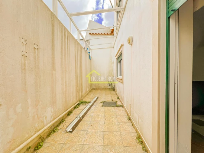 Moradia T4 para Venda em Abrunheira, Verride e Vila Nova da Barca Foto 34