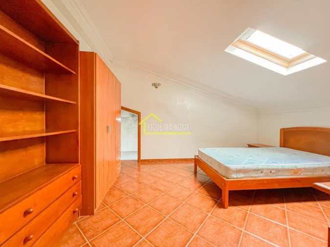 Moradia T4 para Venda em Abrunheira, Verride e Vila Nova da Barca Foto 47