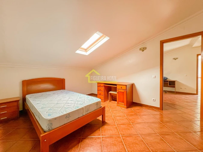 Moradia T4 para Venda em Abrunheira, Verride e Vila Nova da Barca Foto 49