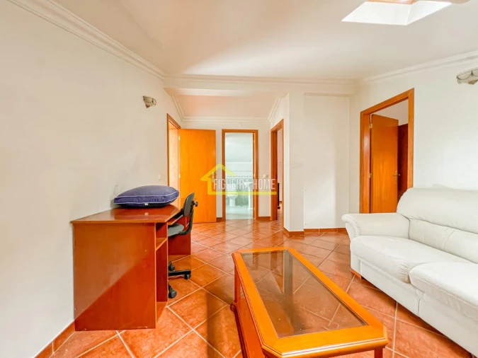 Moradia T4 para Venda em Abrunheira, Verride e Vila Nova da Barca Foto 51