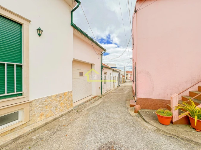 Moradia T4 para Venda em Abrunheira, Verride e Vila Nova da Barca Foto 55
