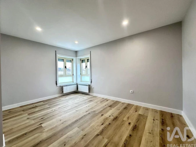 Apartamento T3 para Venda em Santa Maria Maior Foto 9