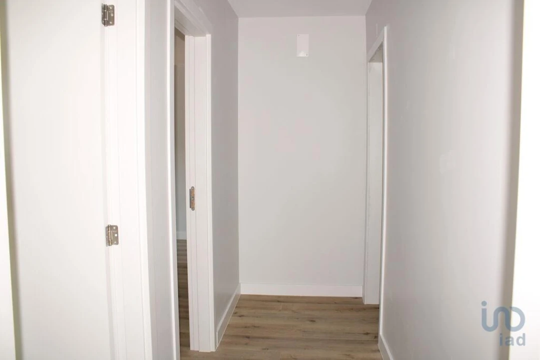 Apartamento T3 para Venda em Santa Maria Maior Foto 8