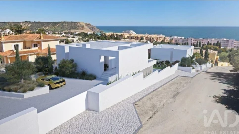 Moradia T3 para Venda em Luz