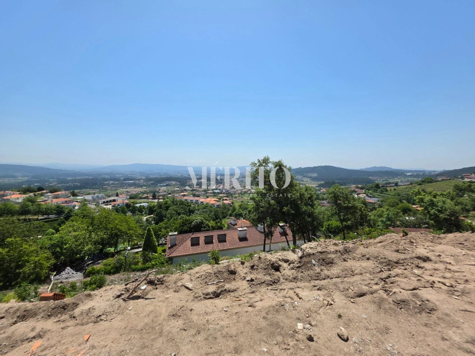 Terreno para Venda em Carapeços Foto 3