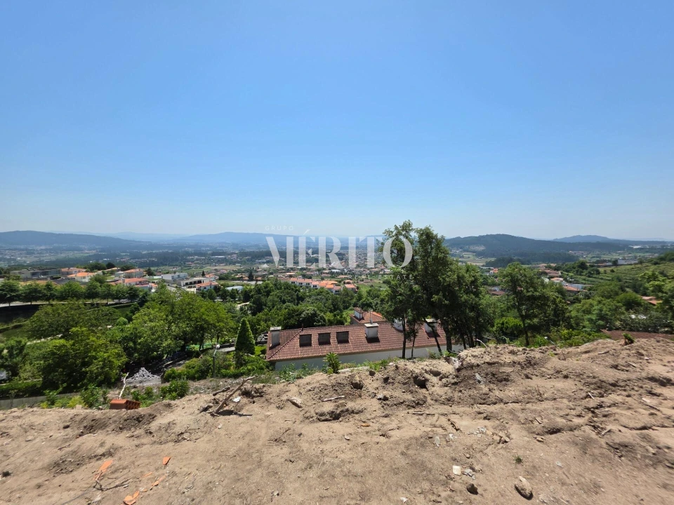 Terreno para Venda em Carapeços Foto 4