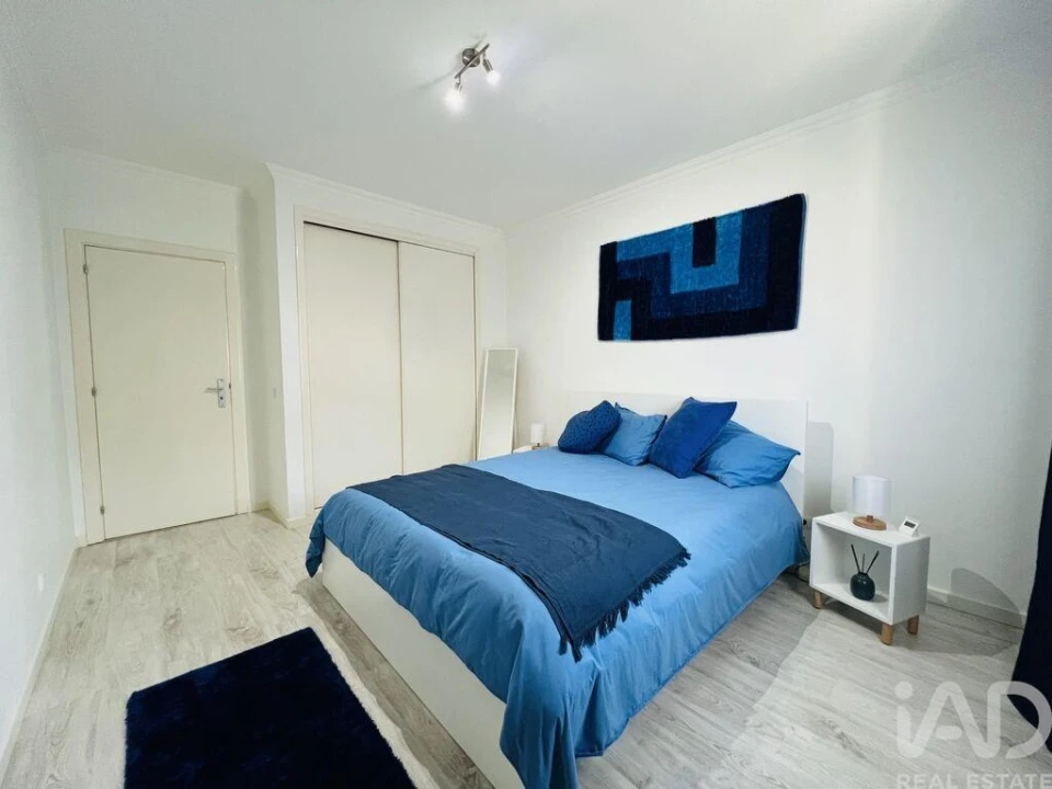 Apartamento T2 para Arrendamento em Pataias e Martingança Foto 17