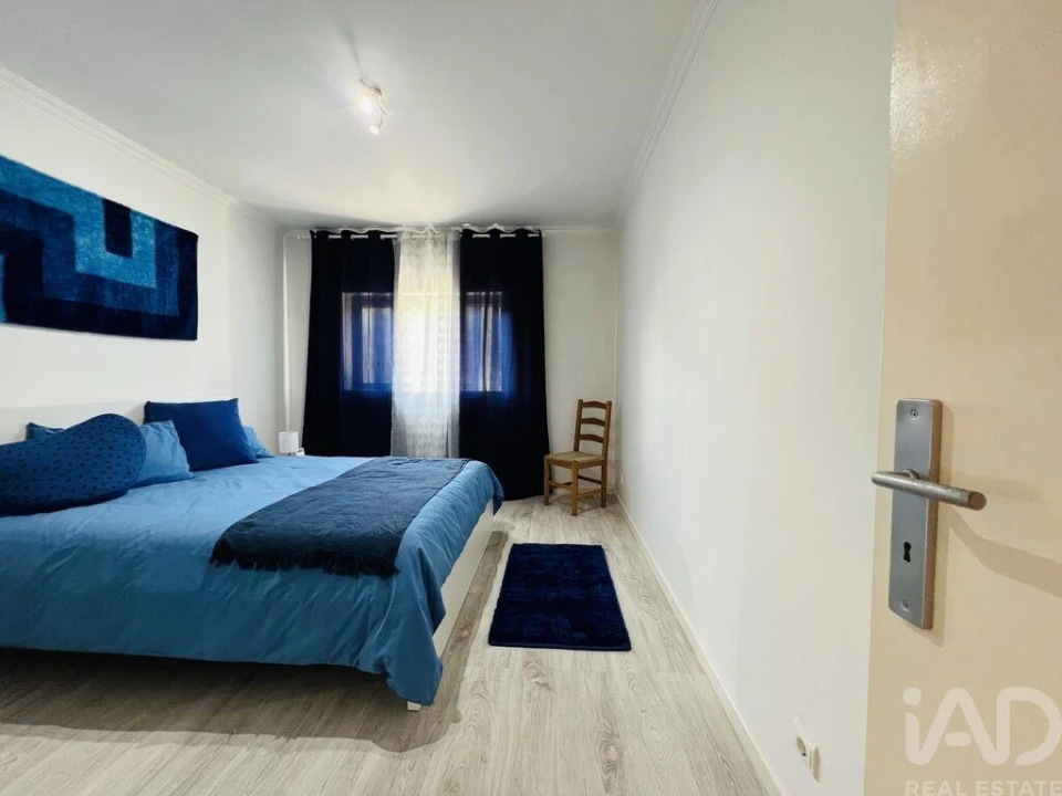 Apartamento T2 para Arrendamento em Pataias e Martingança Foto 16
