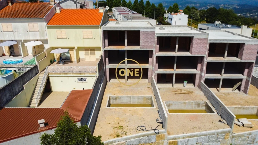 Moradia T3 para Venda em Louredo Foto 44