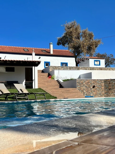 Quinta T4 para Venda em Grândola e Santa Margarida da Serra