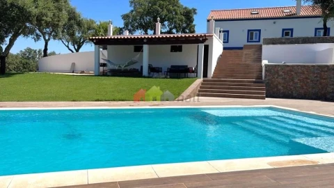 Quinta T4 para Venda em Grândola e Santa Margarida da Serra