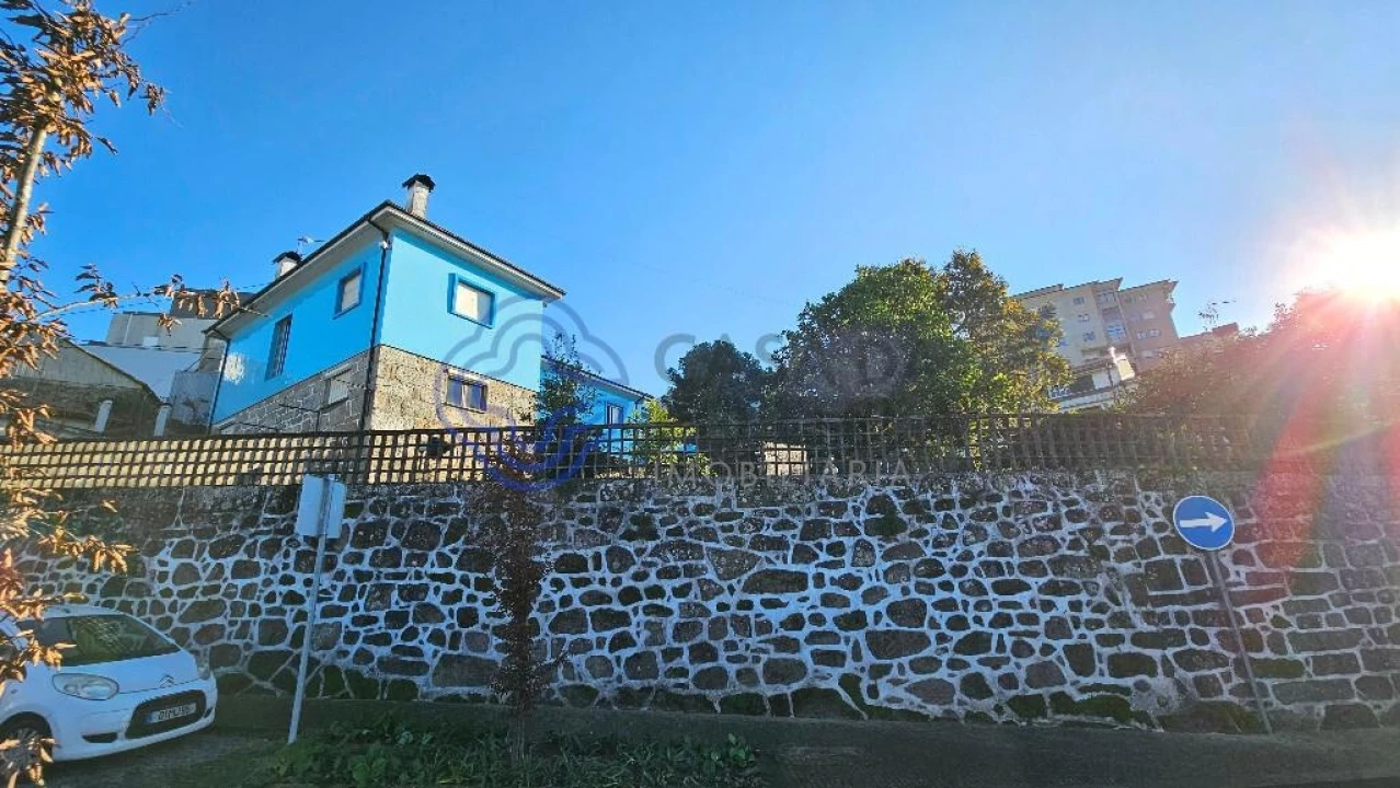 Moradia T10 para Venda em Lagares e Figueira Foto 1