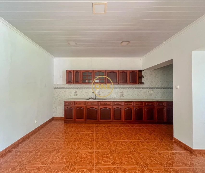 Moradia T4 para Venda em Agua de Pau Foto 22