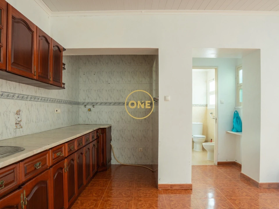 Moradia T4 para Venda em Agua de Pau Foto 21