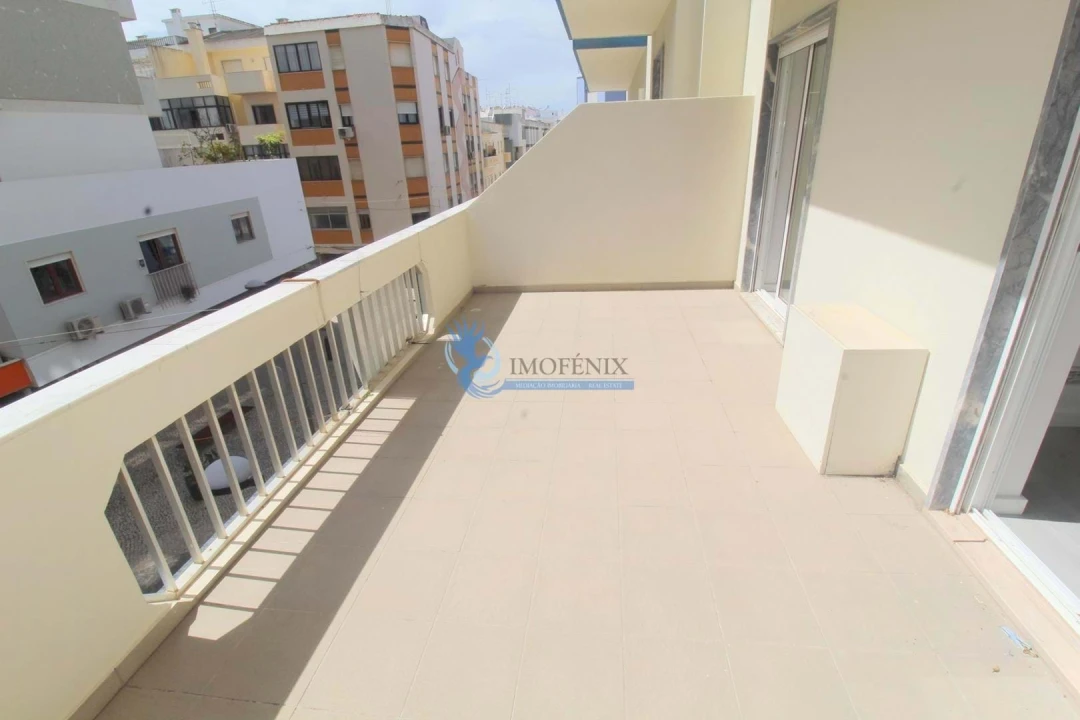 Apartamento T3 para Venda em Albufeira e Olhos de Água Foto 8