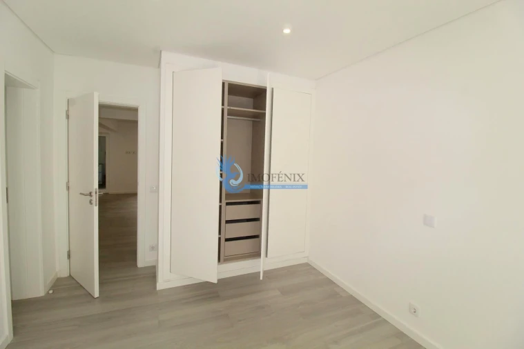 Apartamento T3 para Venda em Albufeira e Olhos de Água Foto 7