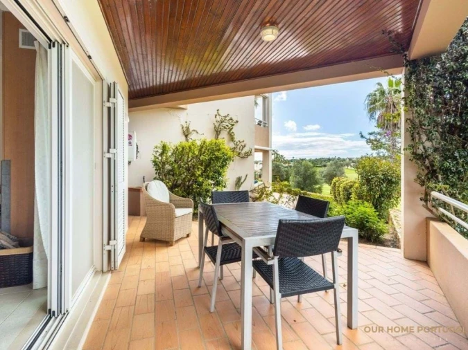 Apartamento T2 para Venda em Estômbar e Parchal Foto 13