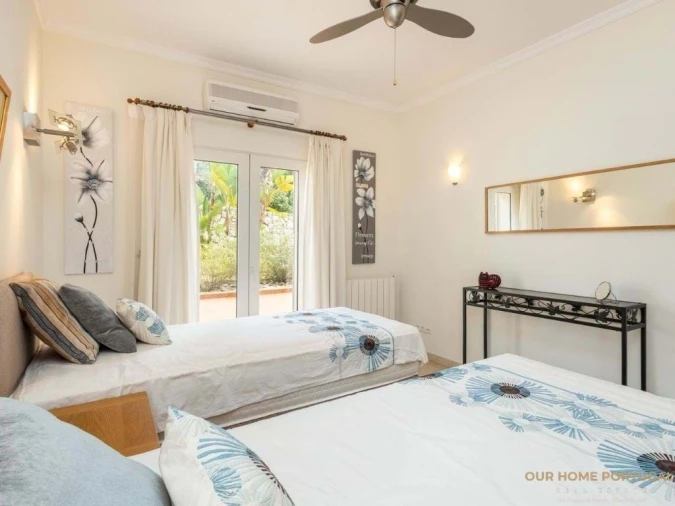 Apartamento T2 para Venda em Estômbar e Parchal Foto 6