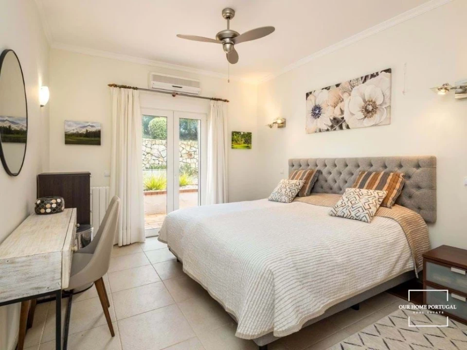 Apartamento T2 para Venda em Estômbar e Parchal Foto 11