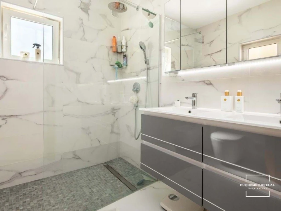 Apartamento T3 para Venda em Estômbar e Parchal Foto 10