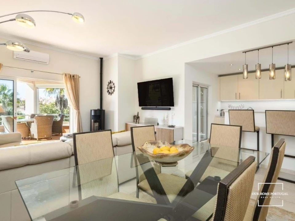 Apartamento T3 para Venda em Estômbar e Parchal Foto 3