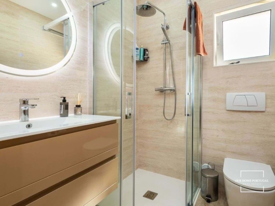 Apartamento T3 para Venda em Estômbar e Parchal Foto 5