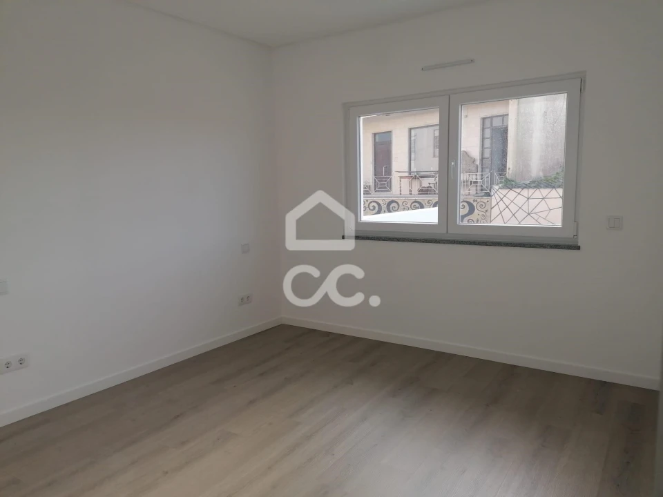 Moradia T4 para Venda em Lourinhã e Atalaia Foto 7