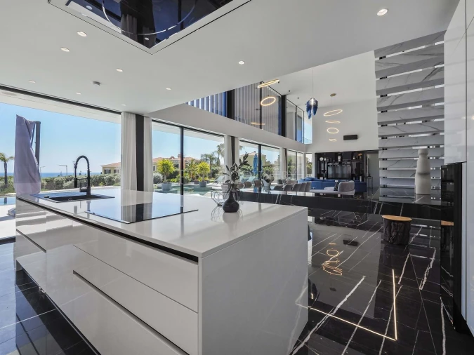 Moradia T5 para Venda em Porches Foto 11