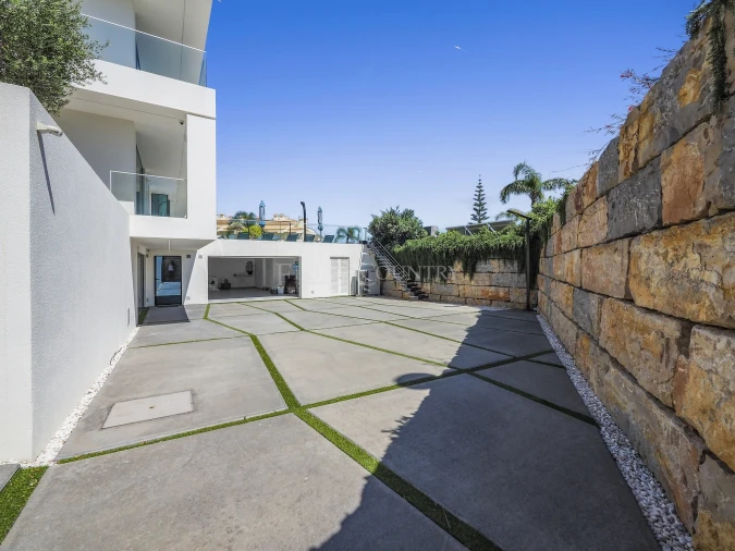 Moradia T5 para Venda em Porches Foto 57