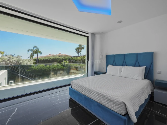 Moradia T5 para Venda em Porches Foto 15