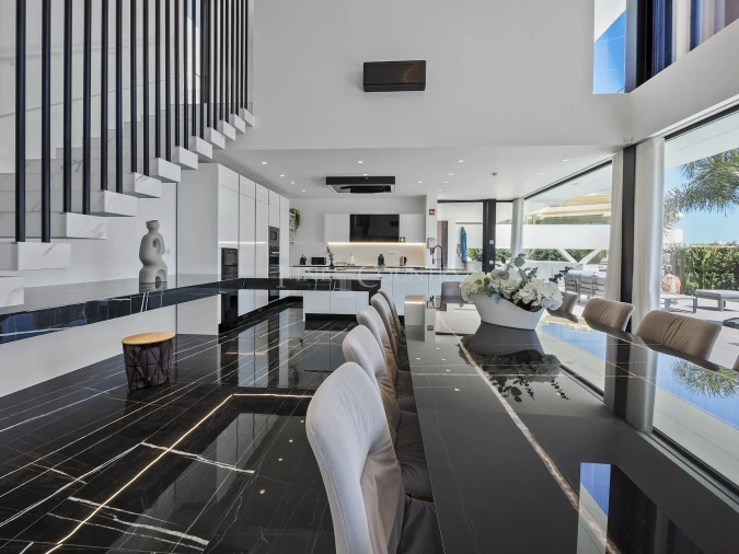 Moradia T5 para Venda em Porches Foto 20