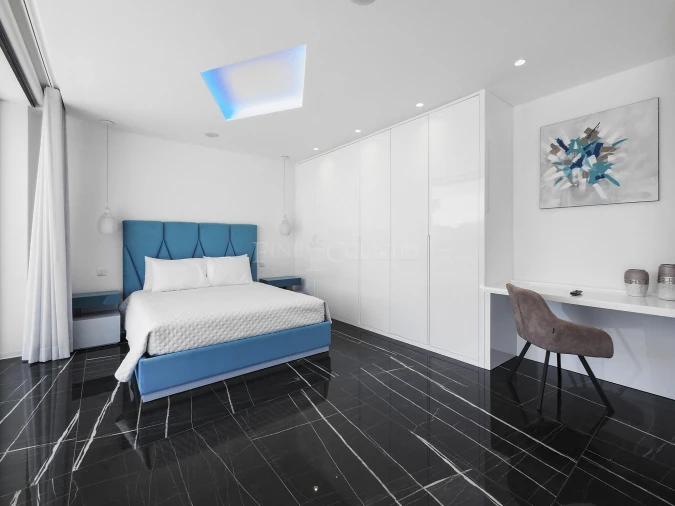 Moradia T5 para Venda em Porches Foto 17