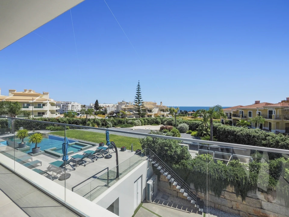 Moradia T5 para Venda em Porches Foto 25