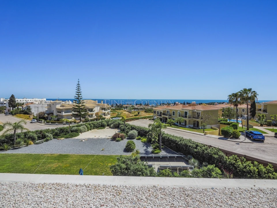 Moradia T5 para Venda em Porches Foto 39