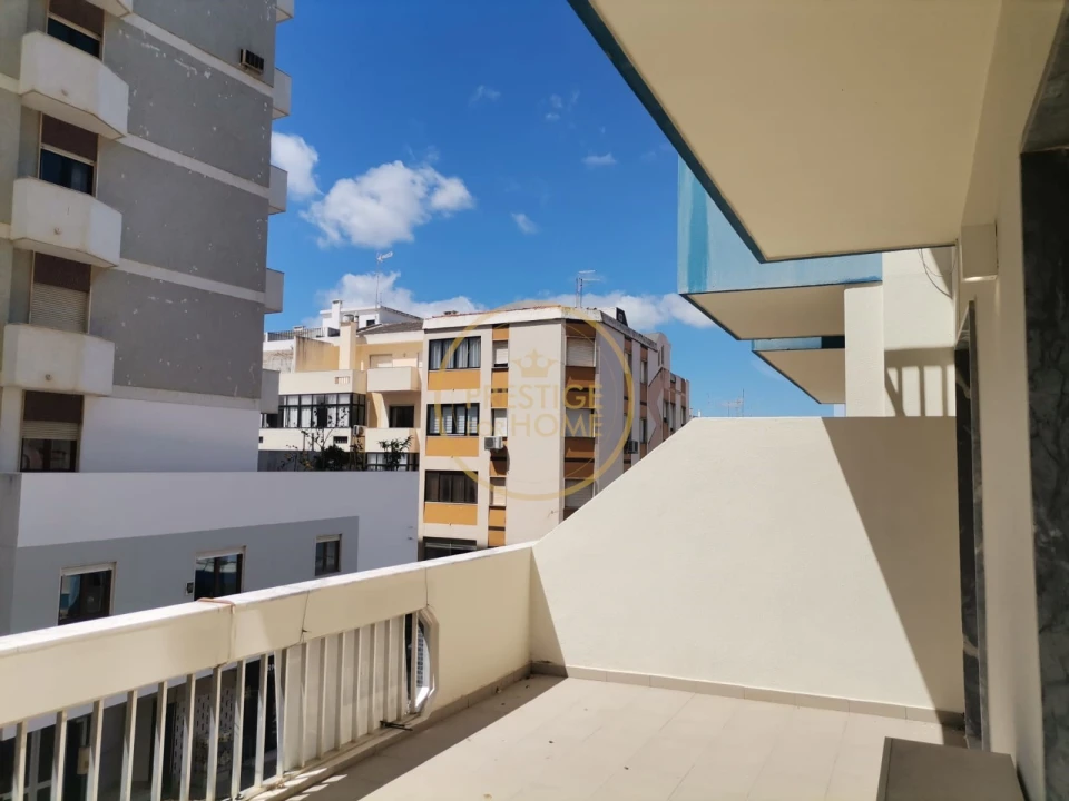 Apartamento T3 para Venda em Portimão Foto 27
