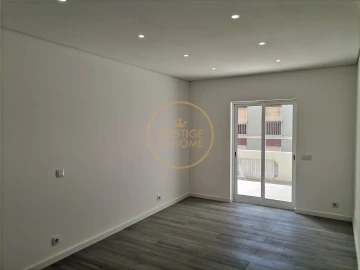 Apartamento T3 para Venda em Portimão