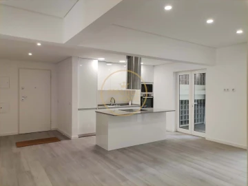 Apartamento T3 para Venda em Portimão