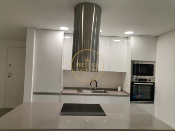 Apartamento T3 para Venda em Portimão