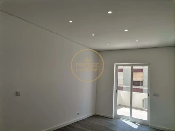 Apartamento T3 para Venda em Portimão