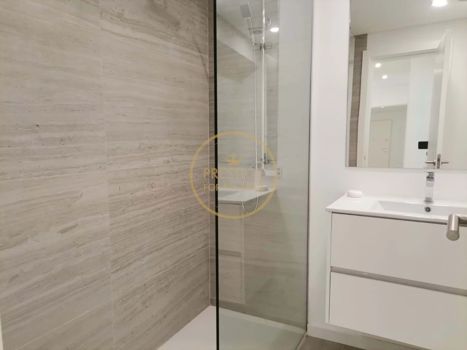 Apartamento T3 para Venda em Portimão Foto 31