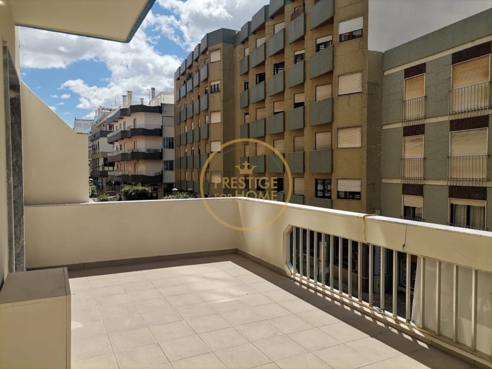 Apartamento T3 para Venda em Portimão Foto 25
