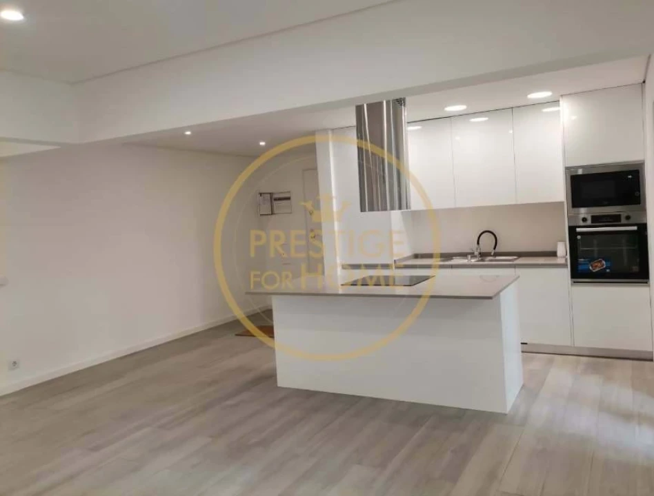 Apartamento T3 para Venda em Portimão Foto 12