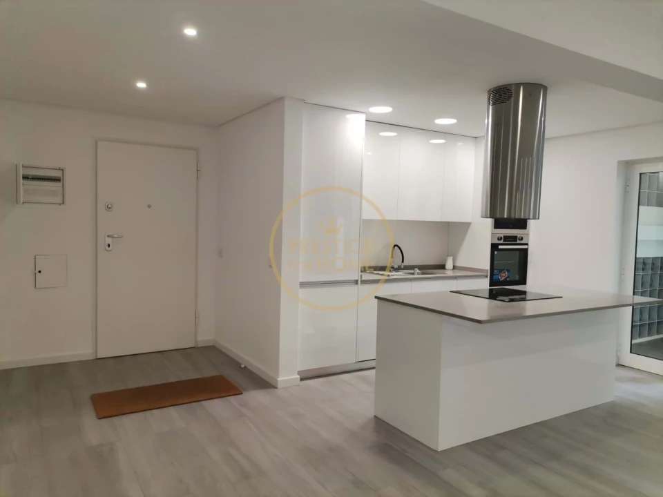 Apartamento T3 para Venda em Portimão Foto 16