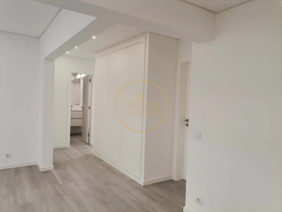 Apartamento T3 para Venda em Portimão Foto 20