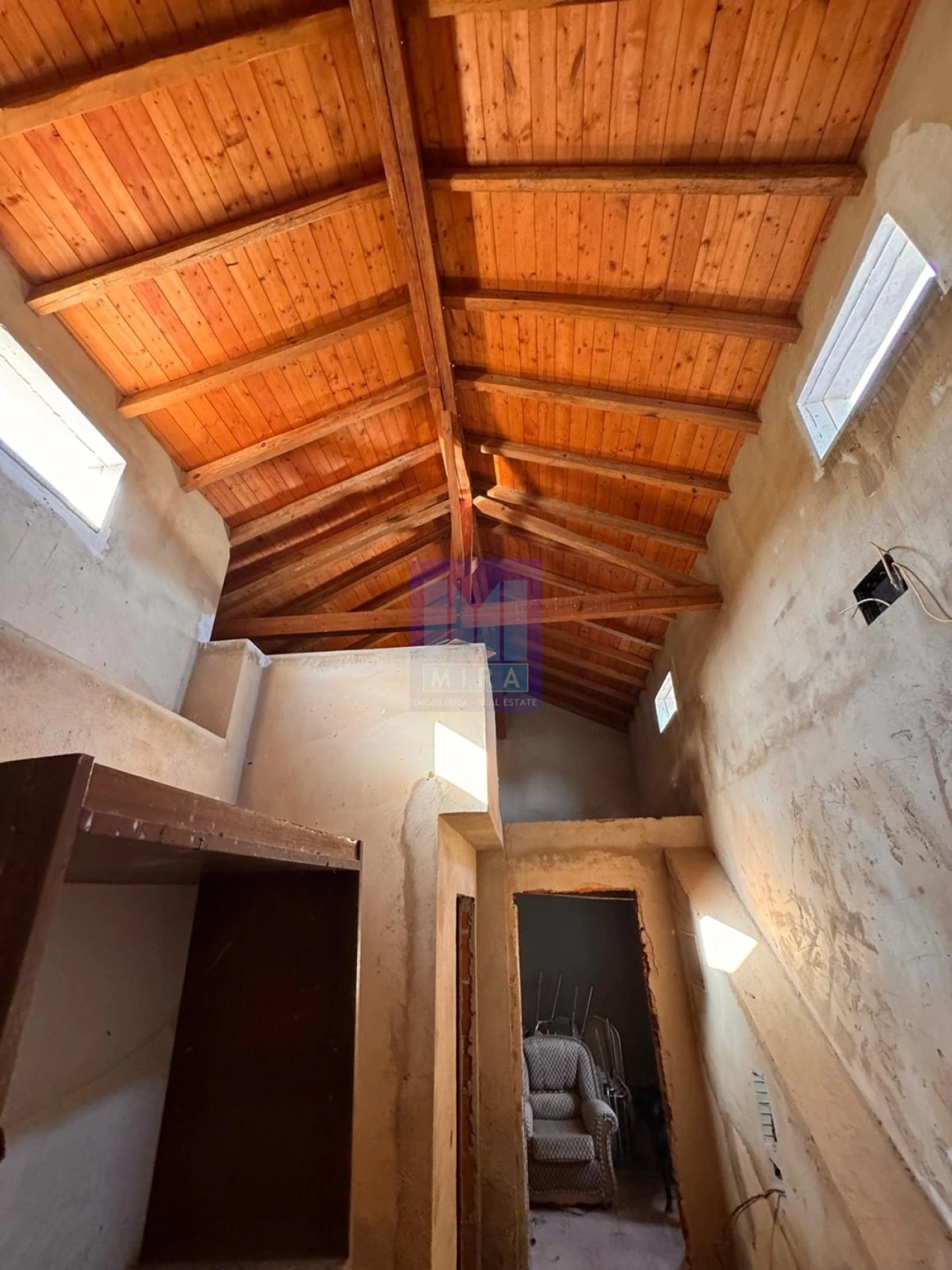 Quinta T5 para Venda em São Silvestre Foto 2