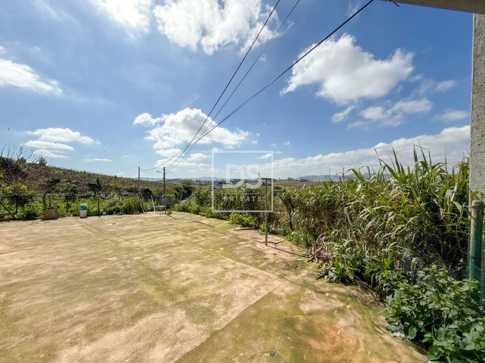 Moradia T3 para Venda em Carvoeira e Carmões Foto 18