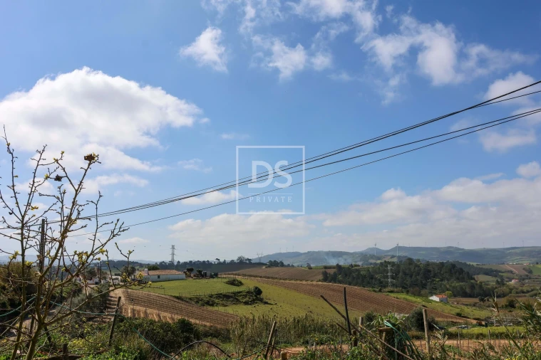 Moradia T3 para Venda em Carvoeira e Carmões Foto 15